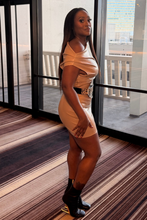 Load image into Gallery viewer, Champagne Night